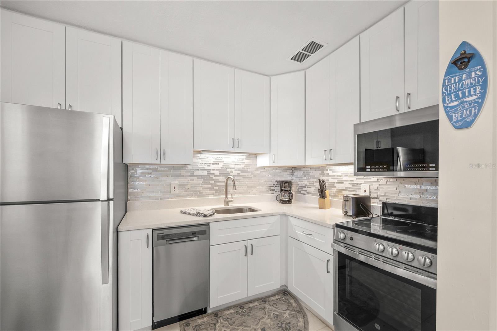 HIGH ACRES - Residential