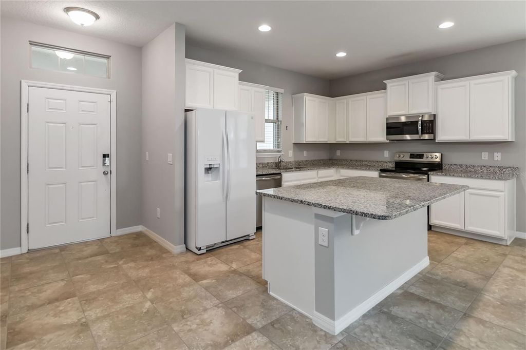 Photo of 16242 Outlook Shore Alley, Winter Garden, FL 34787 (MLS # O6388026)