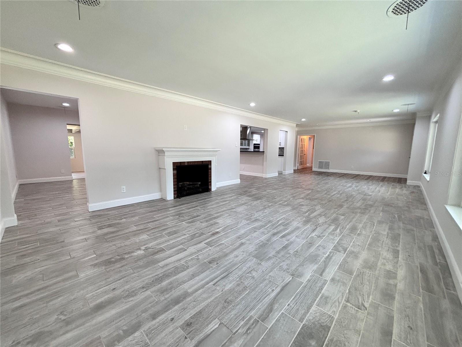 2720 12TH AVE W