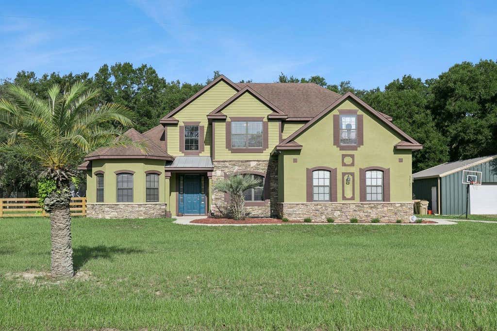 Photo of 36137 Mattawan Drive, Eustis, FL 32736 (MLS # O6425407)