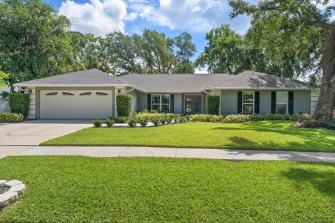 Photo of 13903 Oberlin Manor Way, Tampa, FL 33613 (MLS # TB8509726)