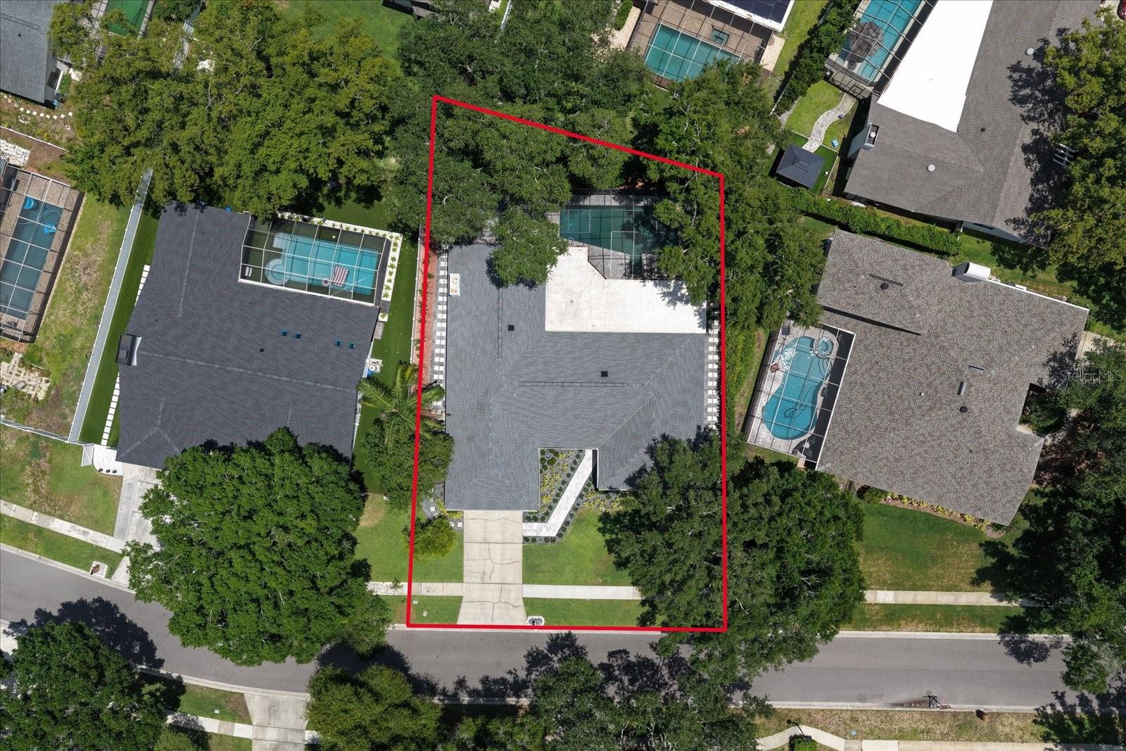 LAKE MAGDALENE MANORS - Residential