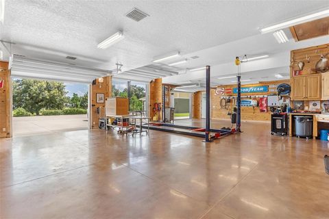 Tiny photo for 10615 NE 104th Circle, Oxford, FL 34484 (MLS # G5110792)