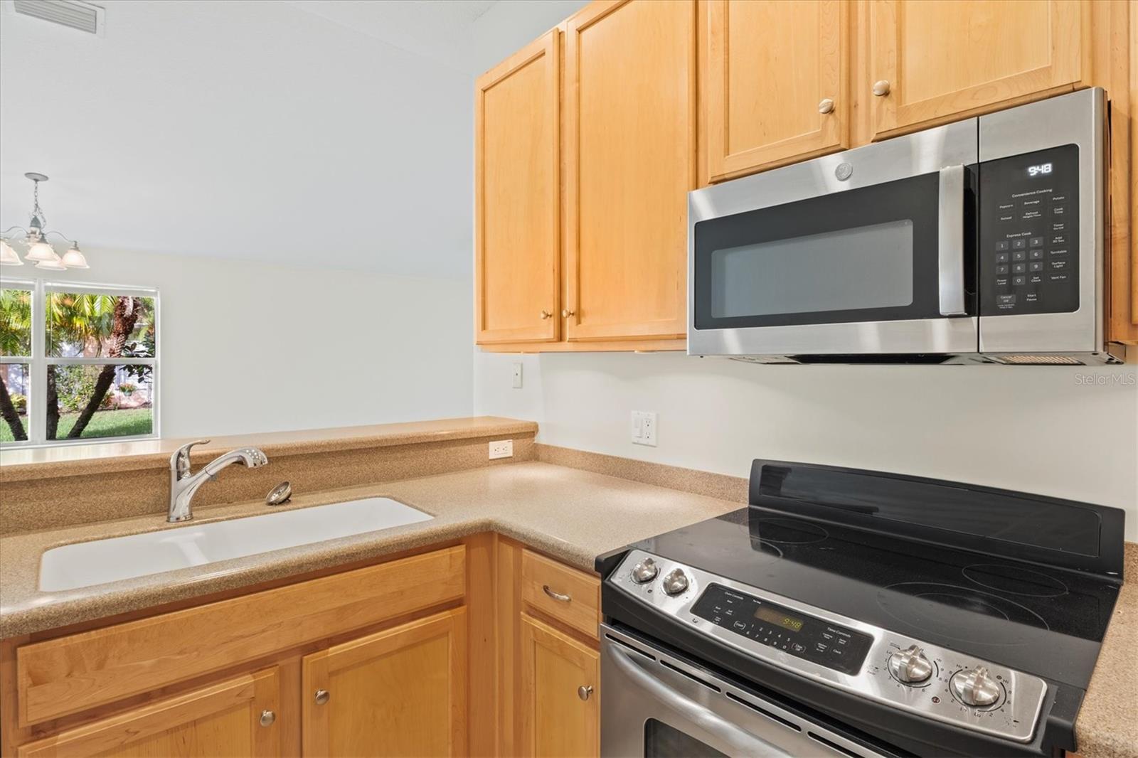 ISLANDWALK - Residential