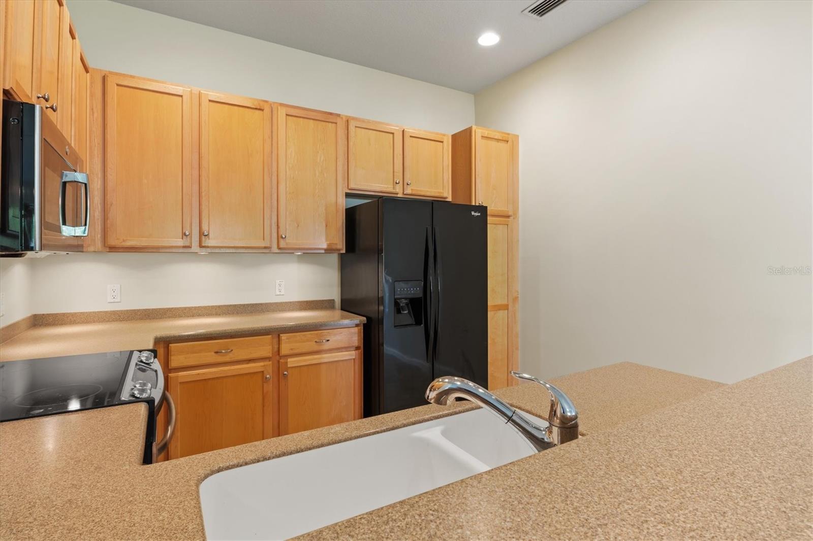 ISLANDWALK - Residential