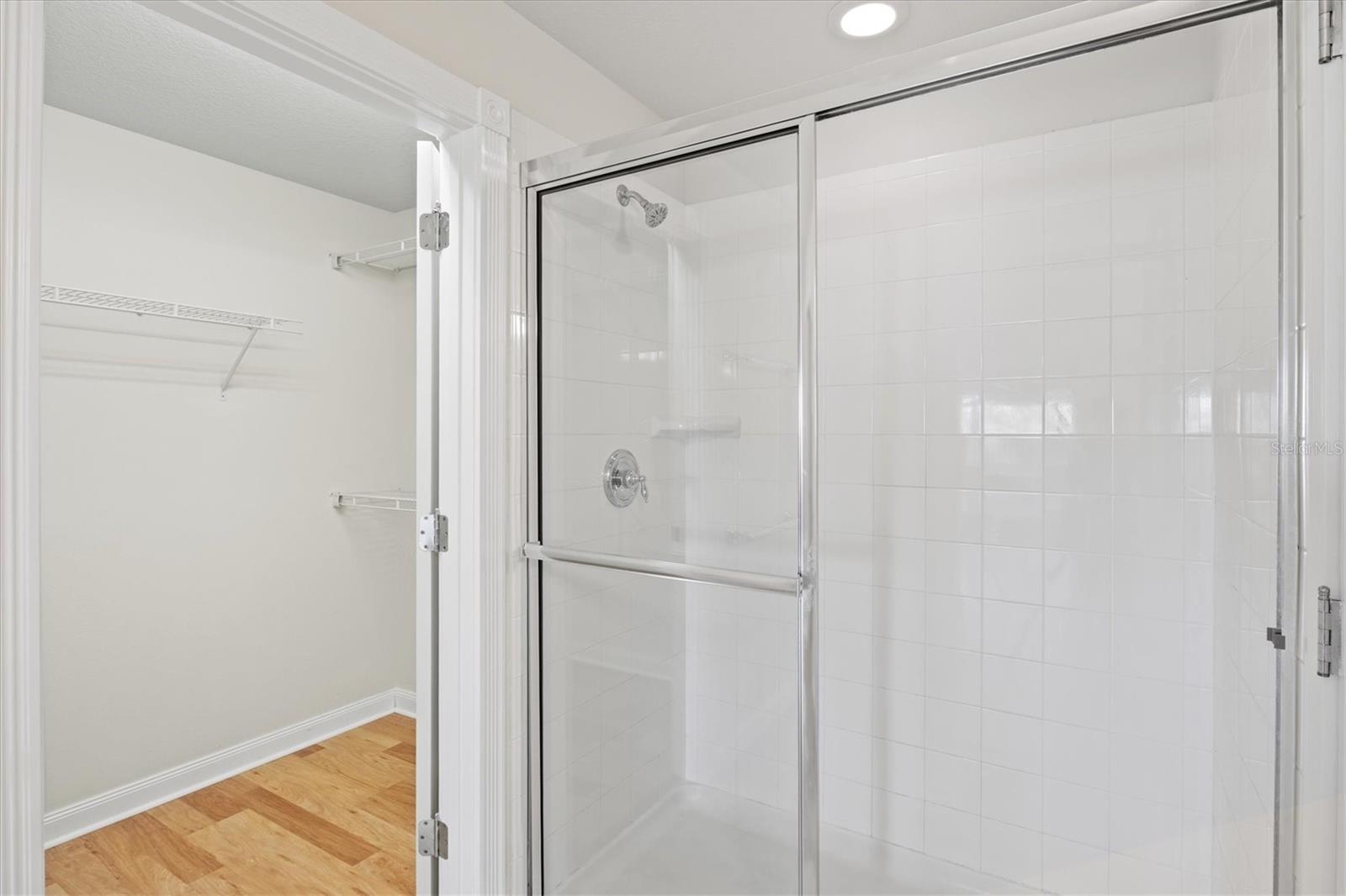 ISLANDWALK - Residential