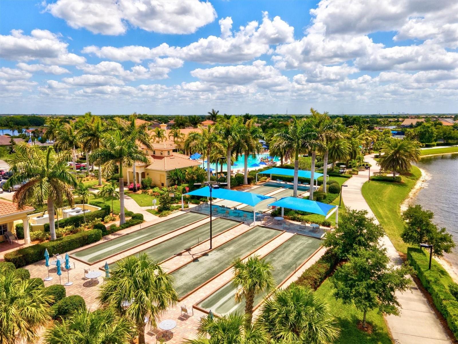 ISLANDWALK - Residential