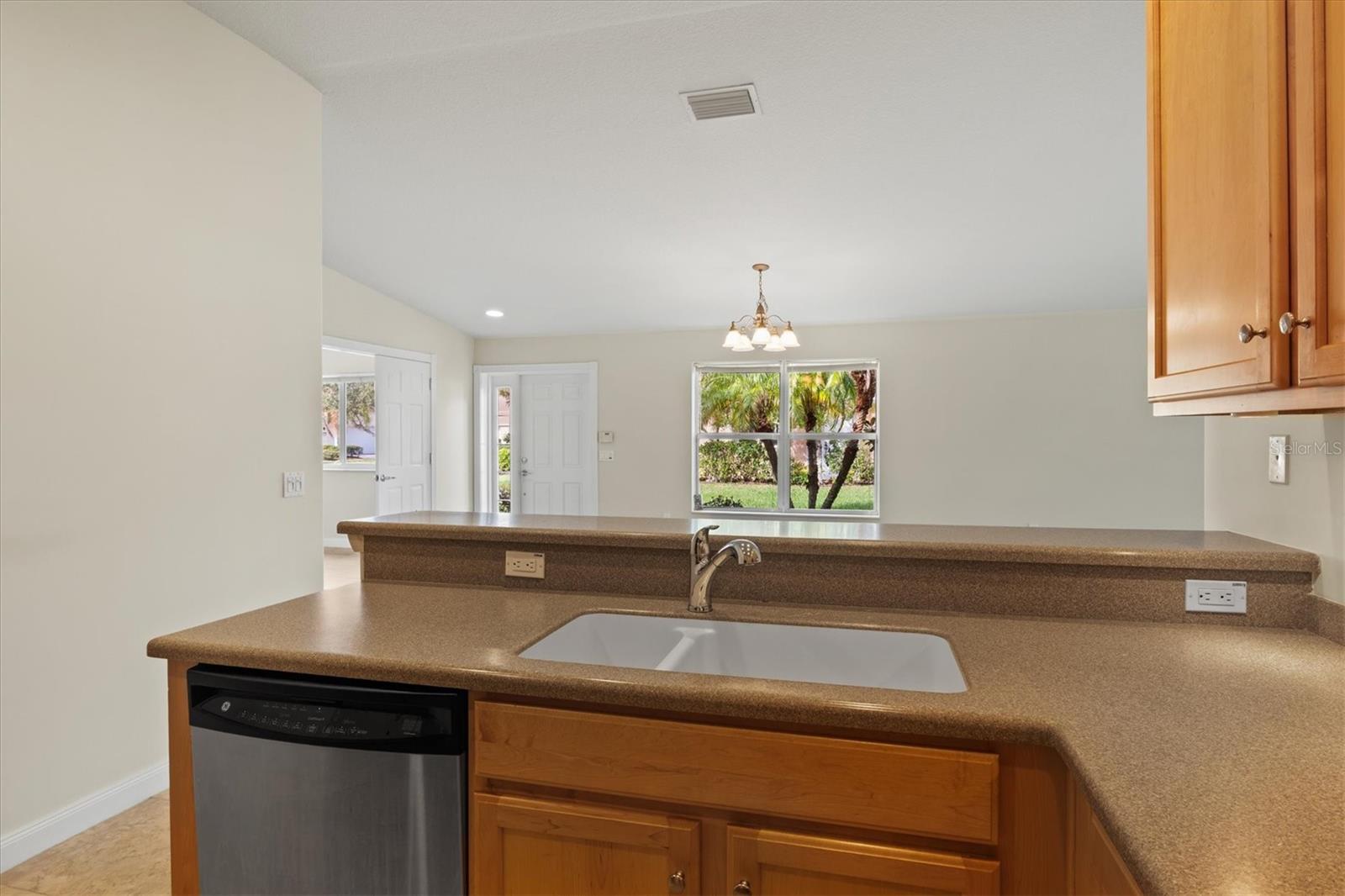 ISLANDWALK - Residential