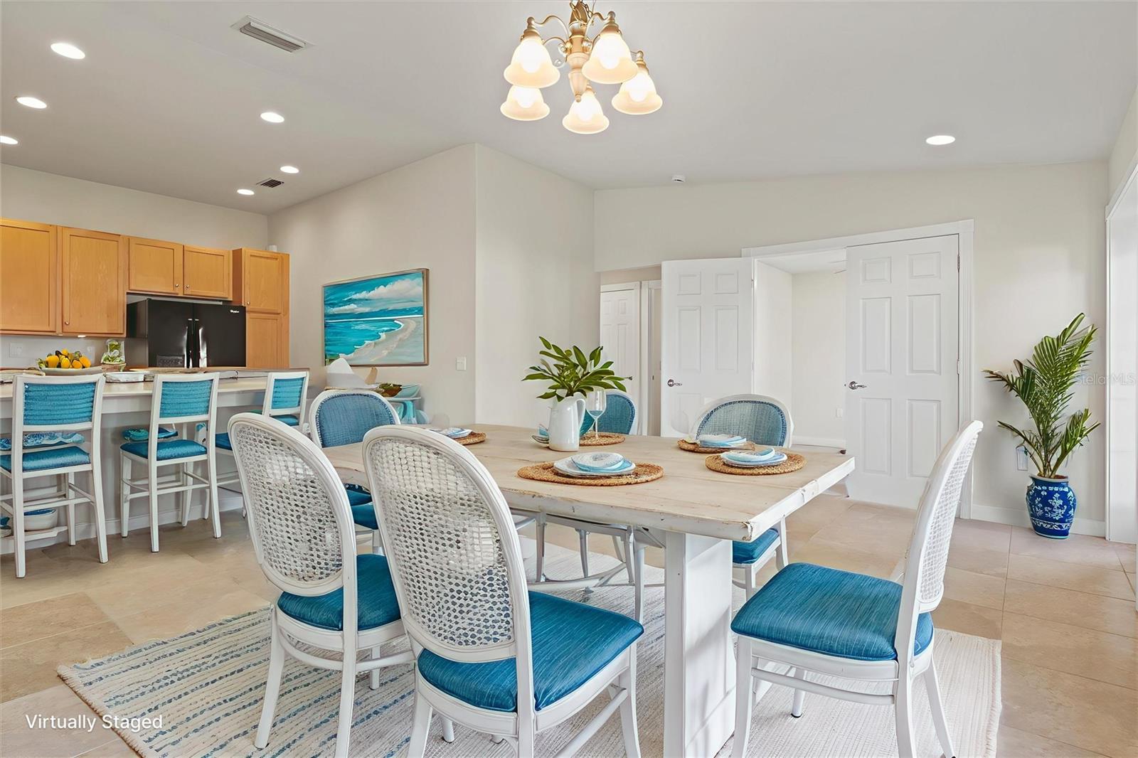 ISLANDWALK - Residential