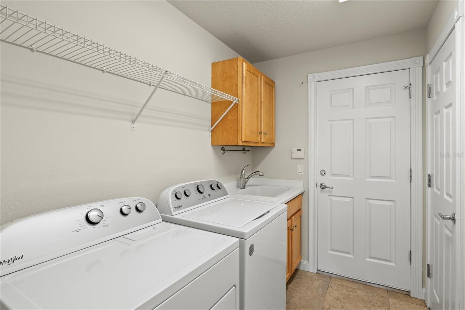 ISLANDWALK - Residential