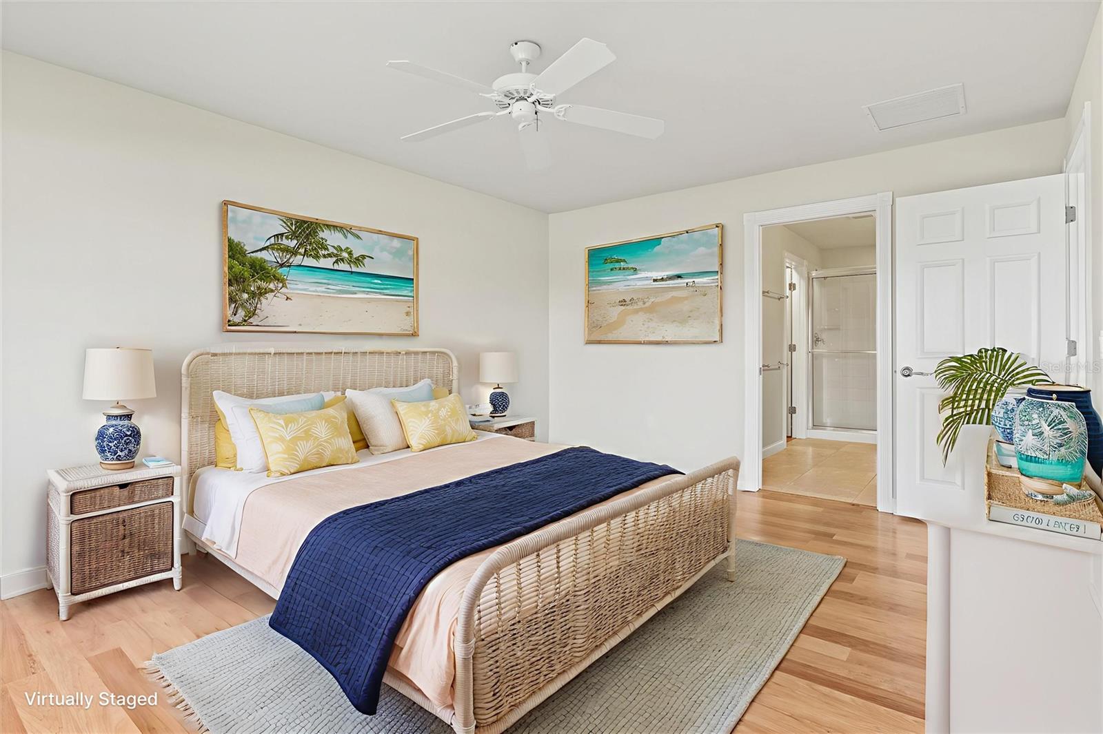 ISLANDWALK - Residential