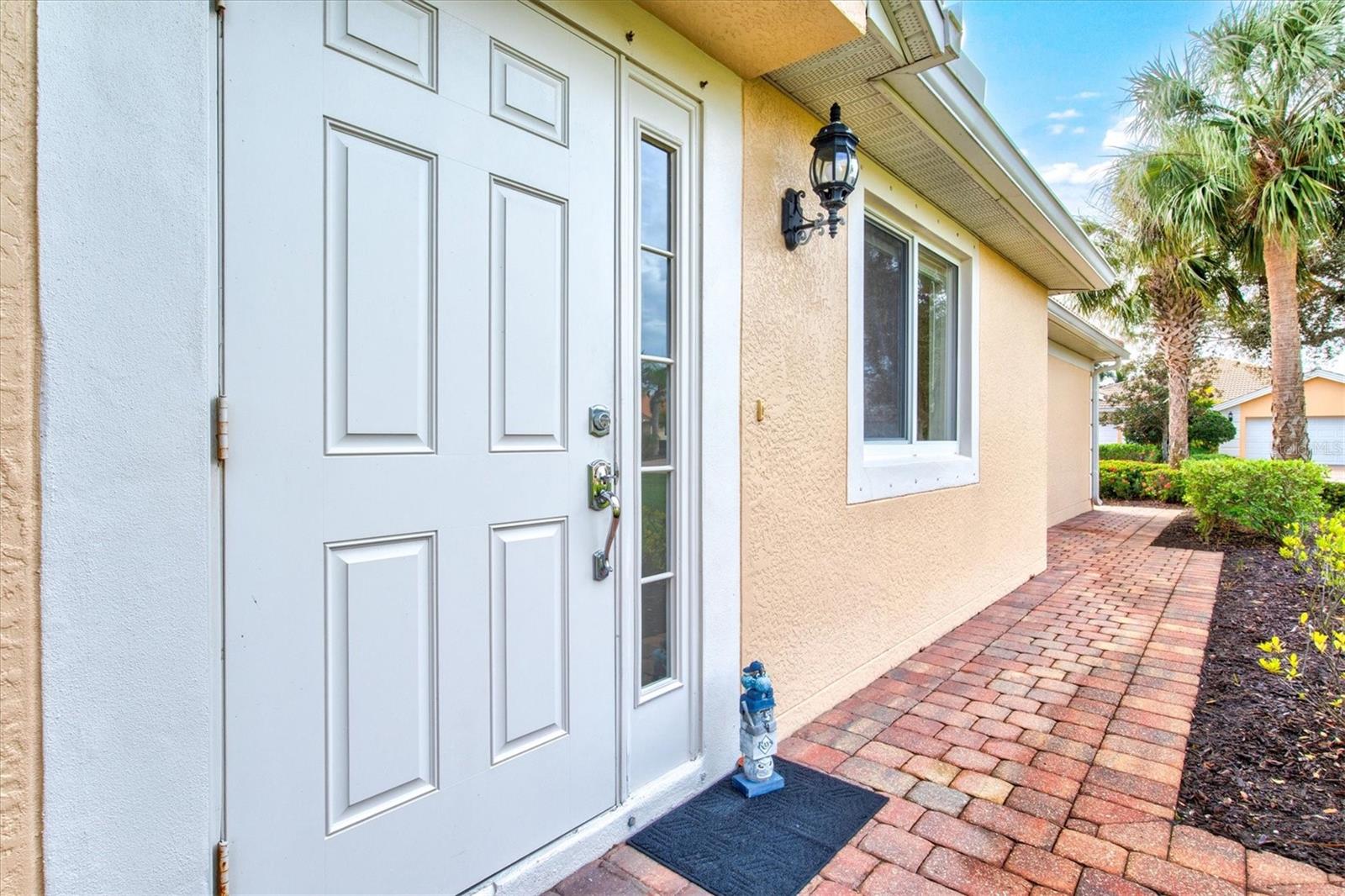 ISLANDWALK - Residential