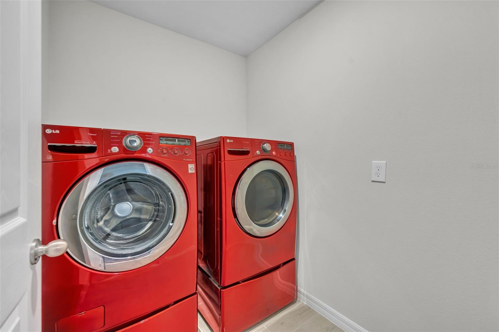 GREENS/FRST LAKE PH 2 - Residential