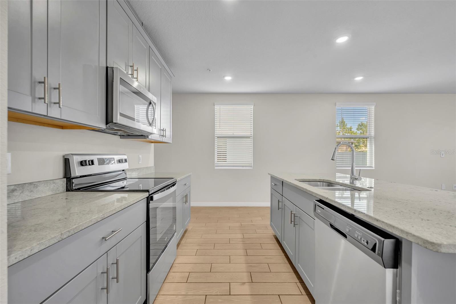 GREENS/FRST LAKE PH 2 - Residential