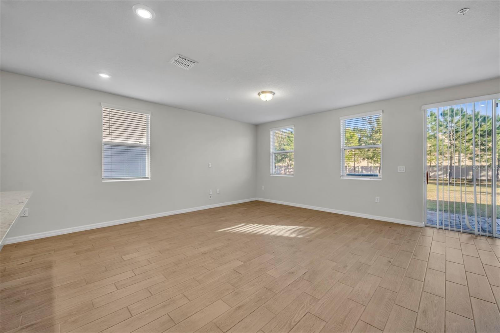 GREENS/FRST LAKE PH 2 - Residential