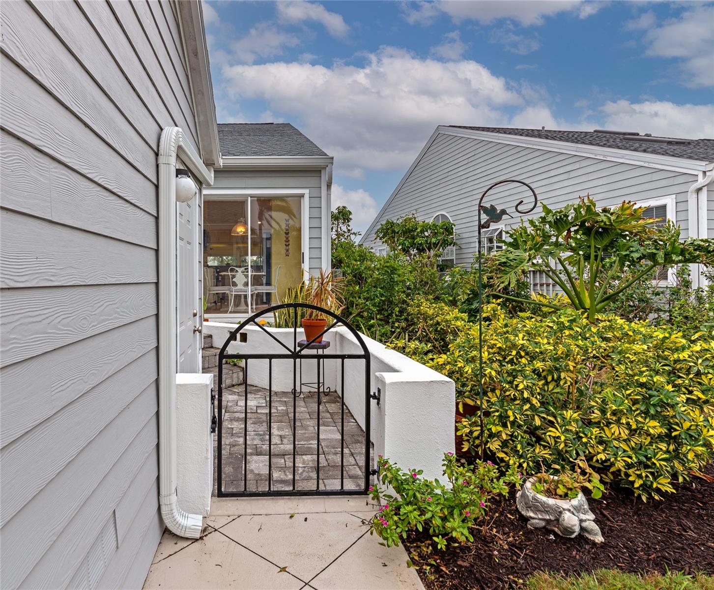 1229 SPOONBILL LANDINGS CIRCLE