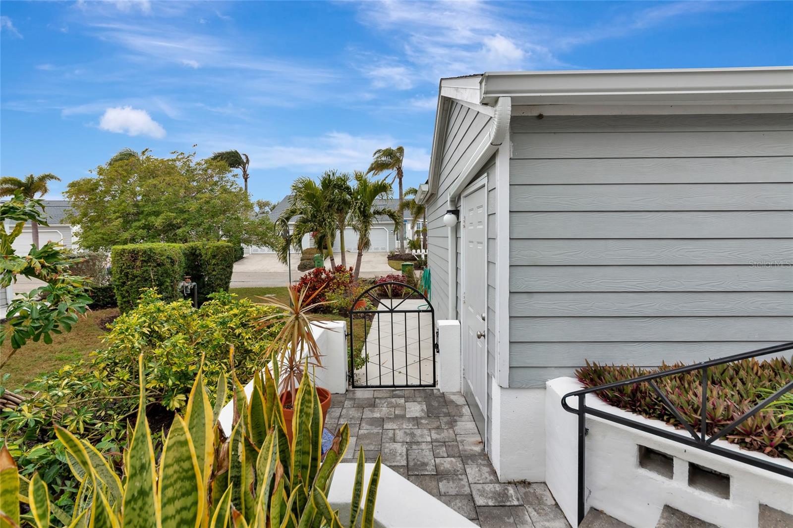 1229 SPOONBILL LANDINGS CIRCLE