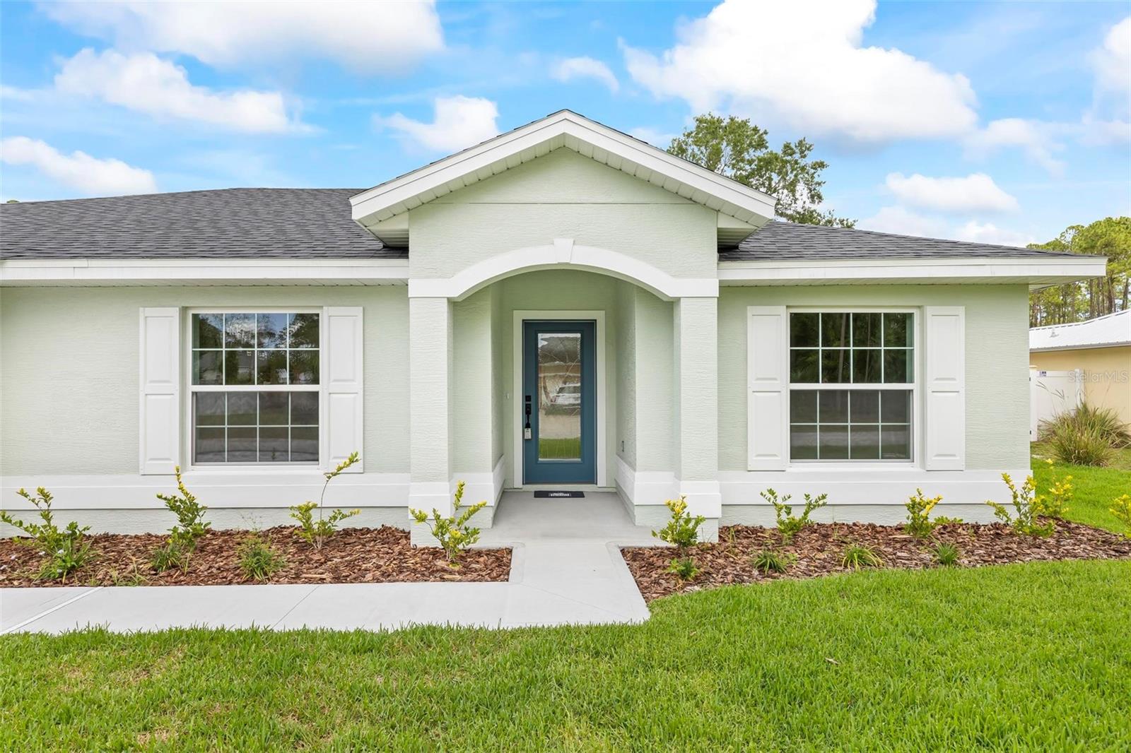 15 RICHFIELD LANE