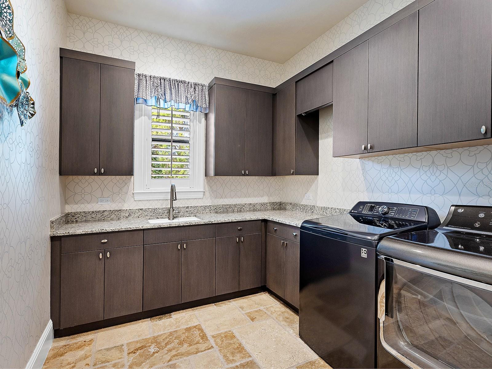 COUNTRY CLUB EAST AT LAKEWD RNCH PP - Residential