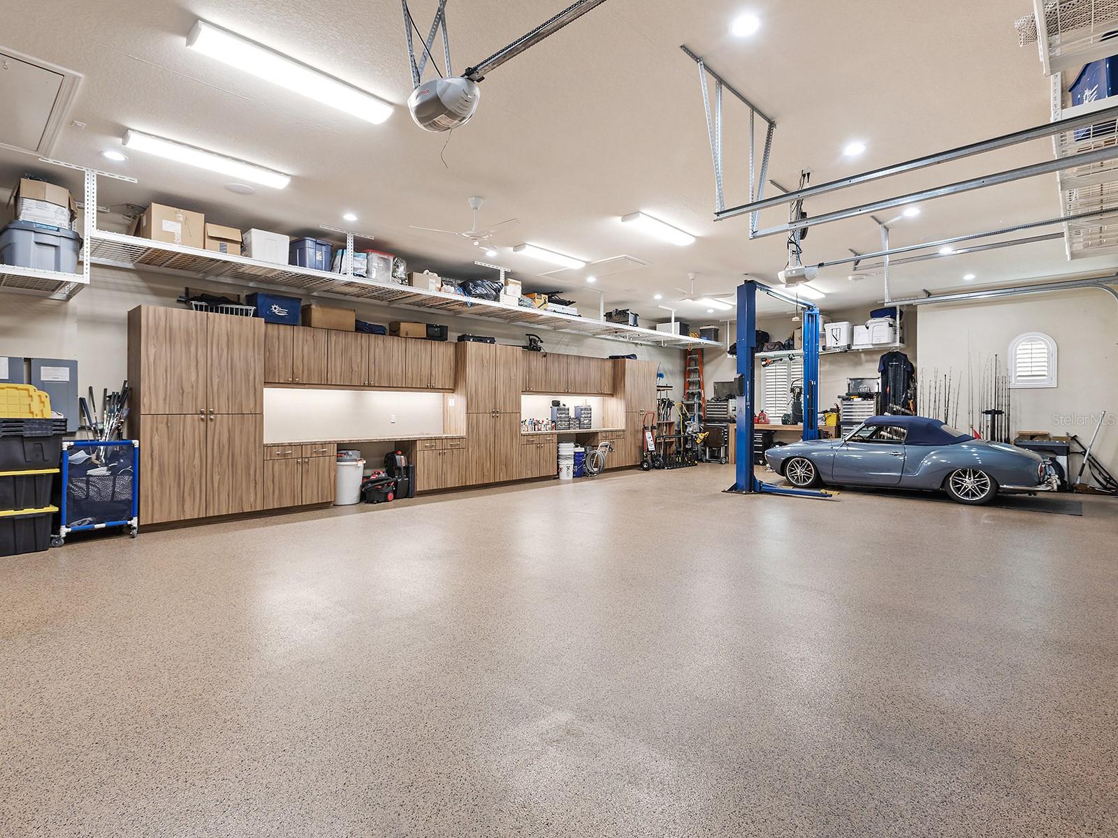 COUNTRY CLUB EAST AT LAKEWD RNCH PP - Residential