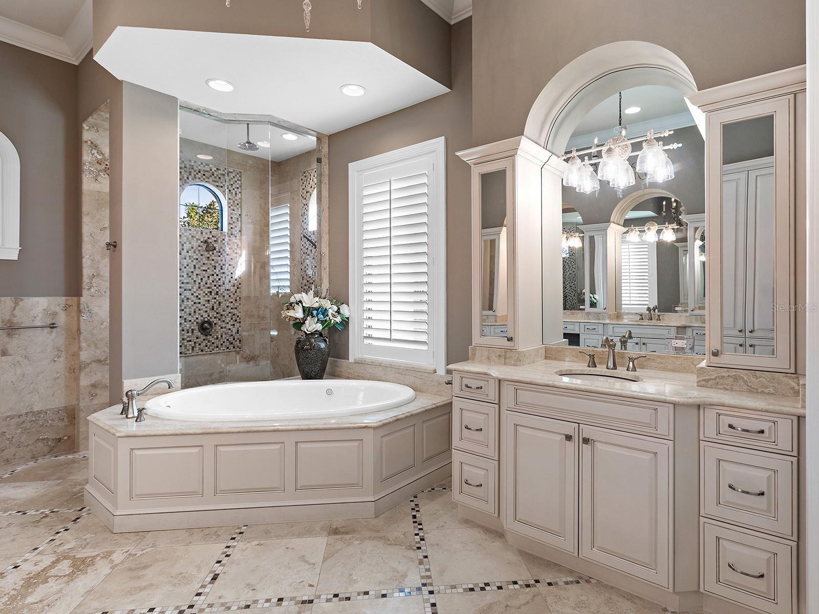 COUNTRY CLUB EAST AT LAKEWD RNCH PP - Residential