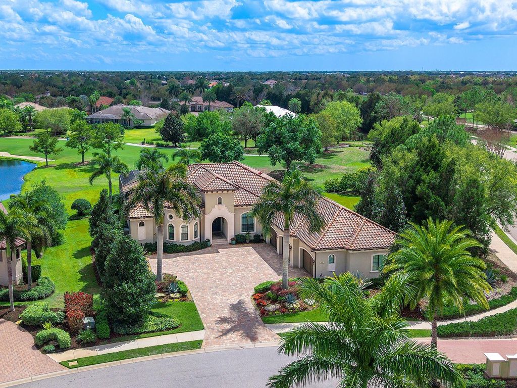 Photo of 7515 Ladybank Crossing, Lakewood Ranch, FL 34202 (MLS # A4685431)