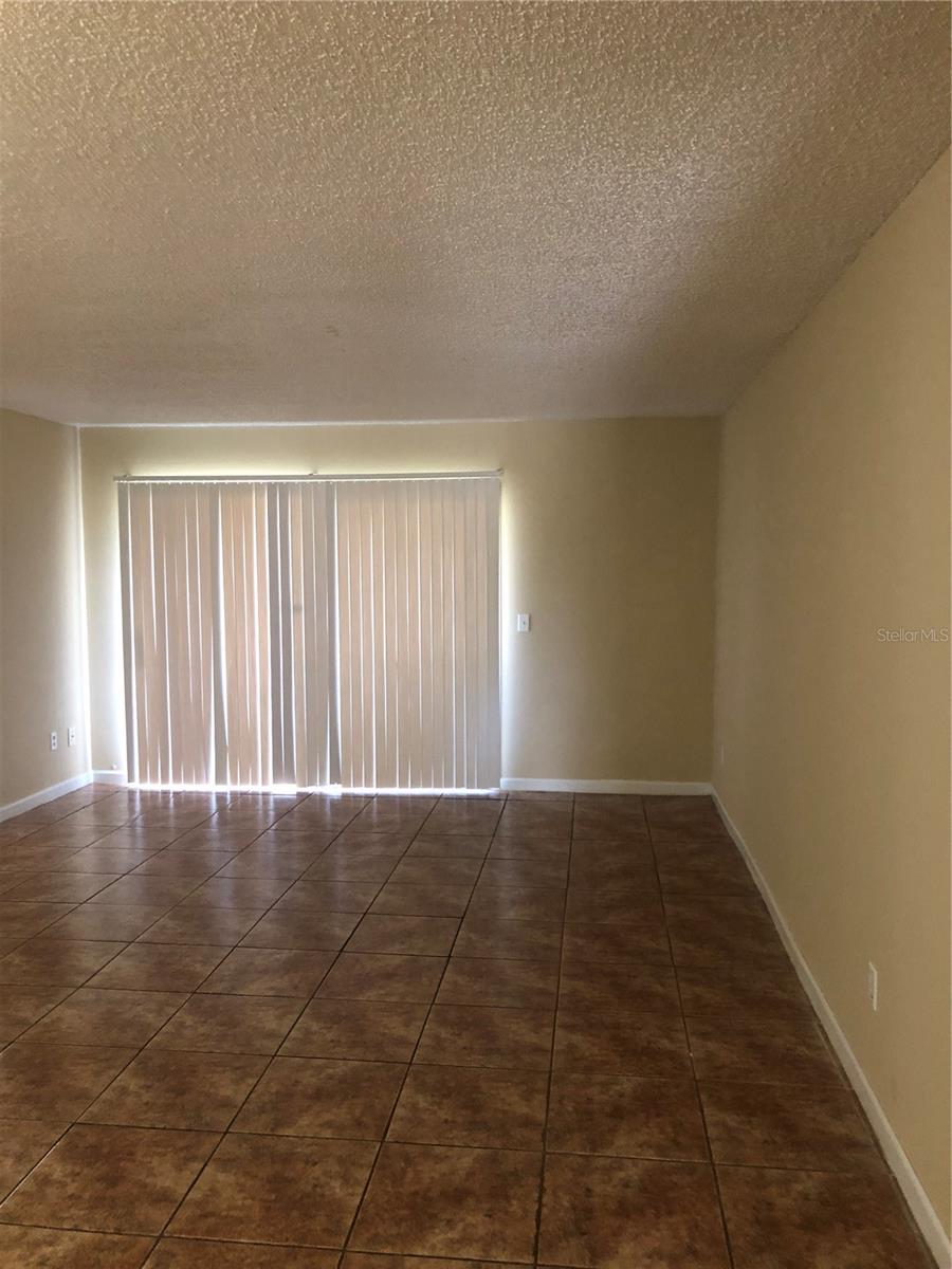 OXFORD SQUARE CONDO - Residential Lease
