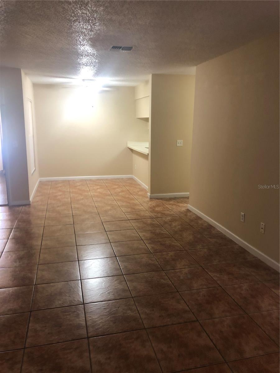 OXFORD SQUARE CONDO - Residential Lease