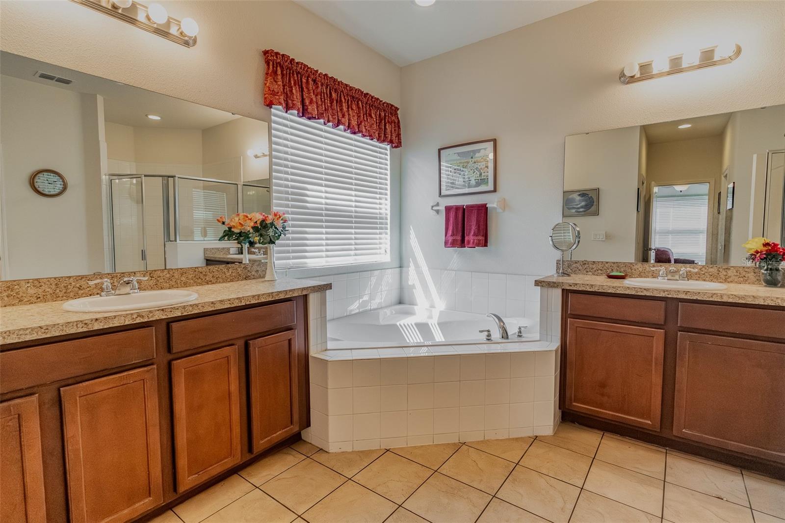 SADDLEBROOK - Residential