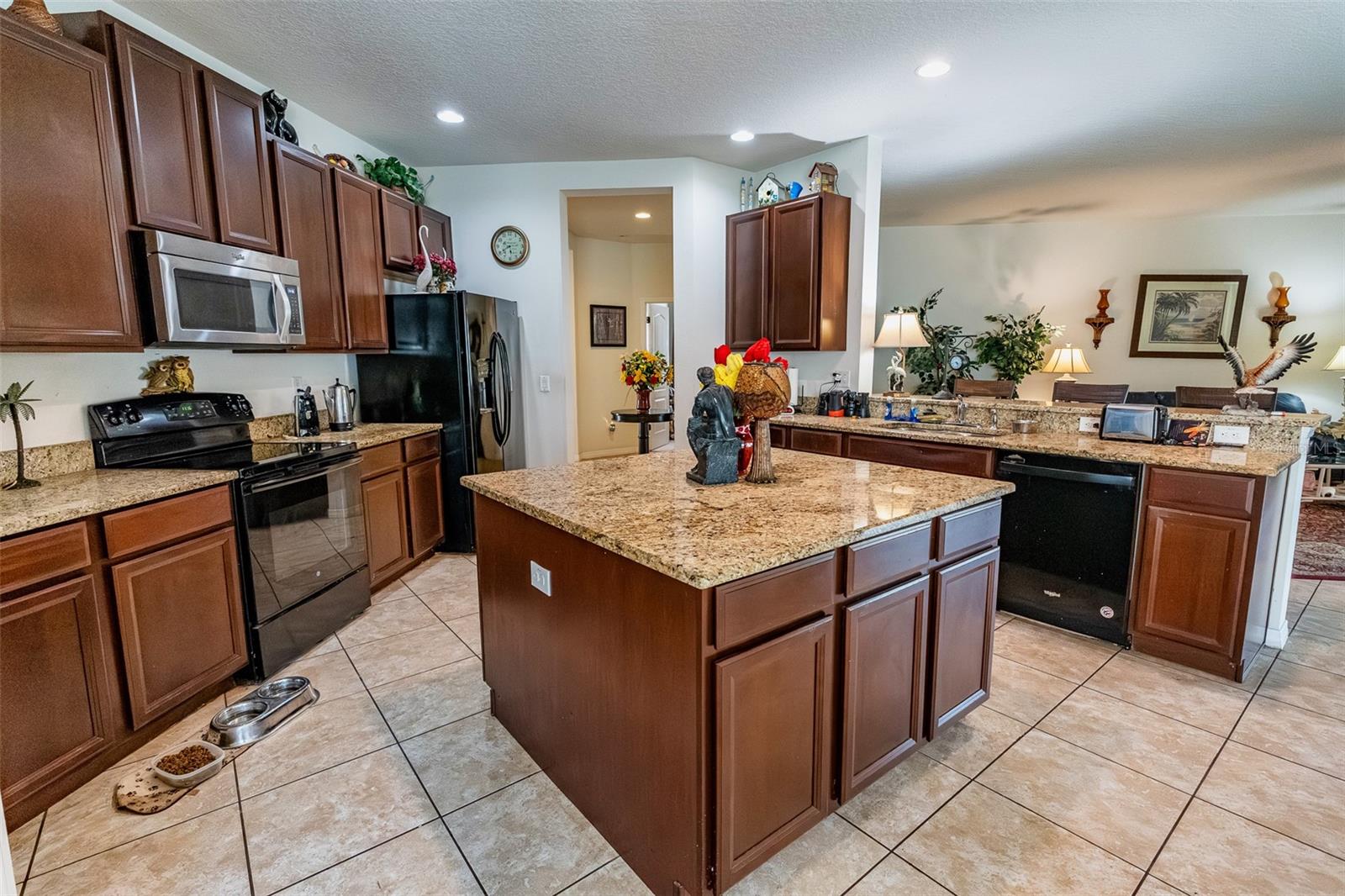 SADDLEBROOK - Residential