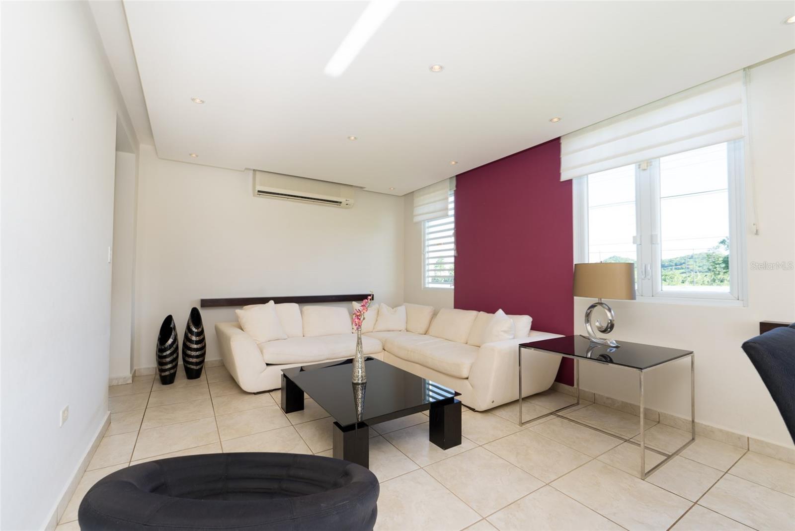 PASEO LOS CORALES II - Residential
