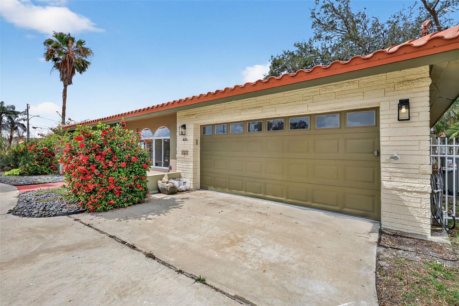 431 WINDWARD PASSAGE