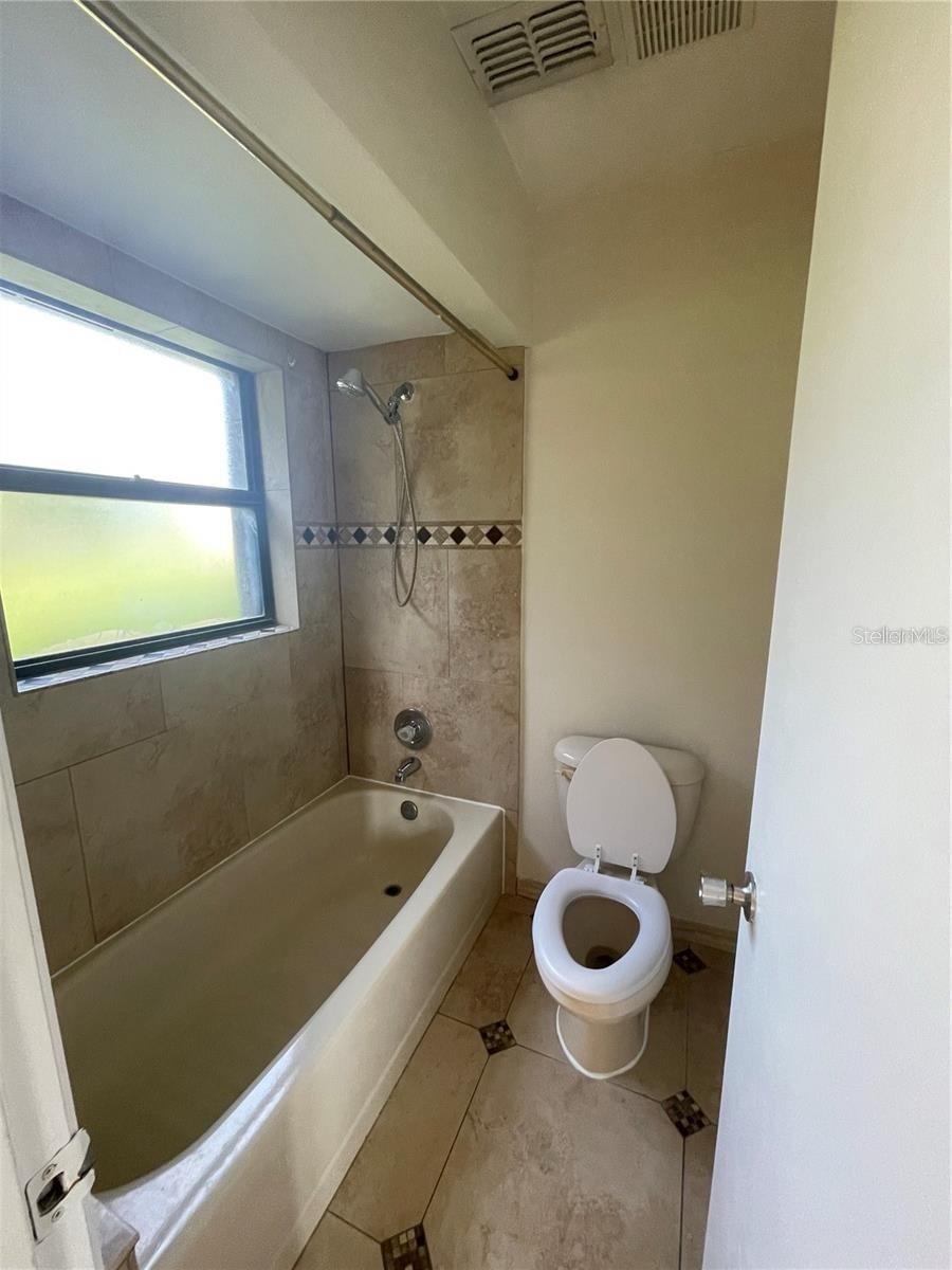 CLUB VILLAS AT WIMBLEDON PARK CONDO - Residential Lease