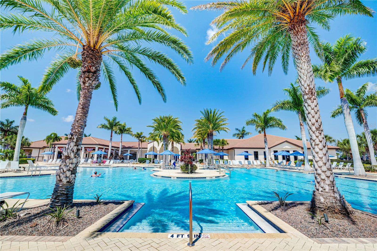 SARASOTA NATIONAL - Residential