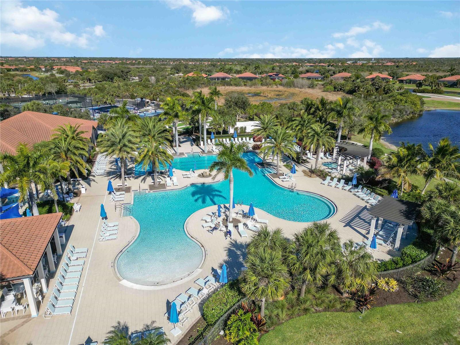 SARASOTA NATIONAL - Residential