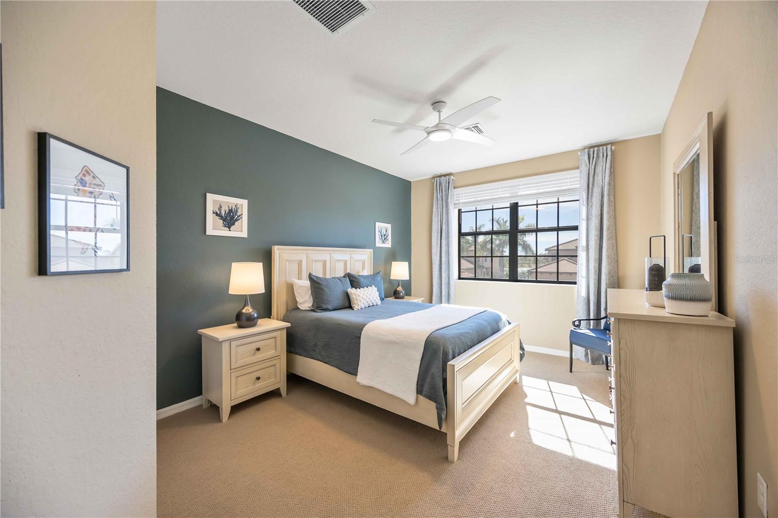 SARASOTA NATIONAL - Residential