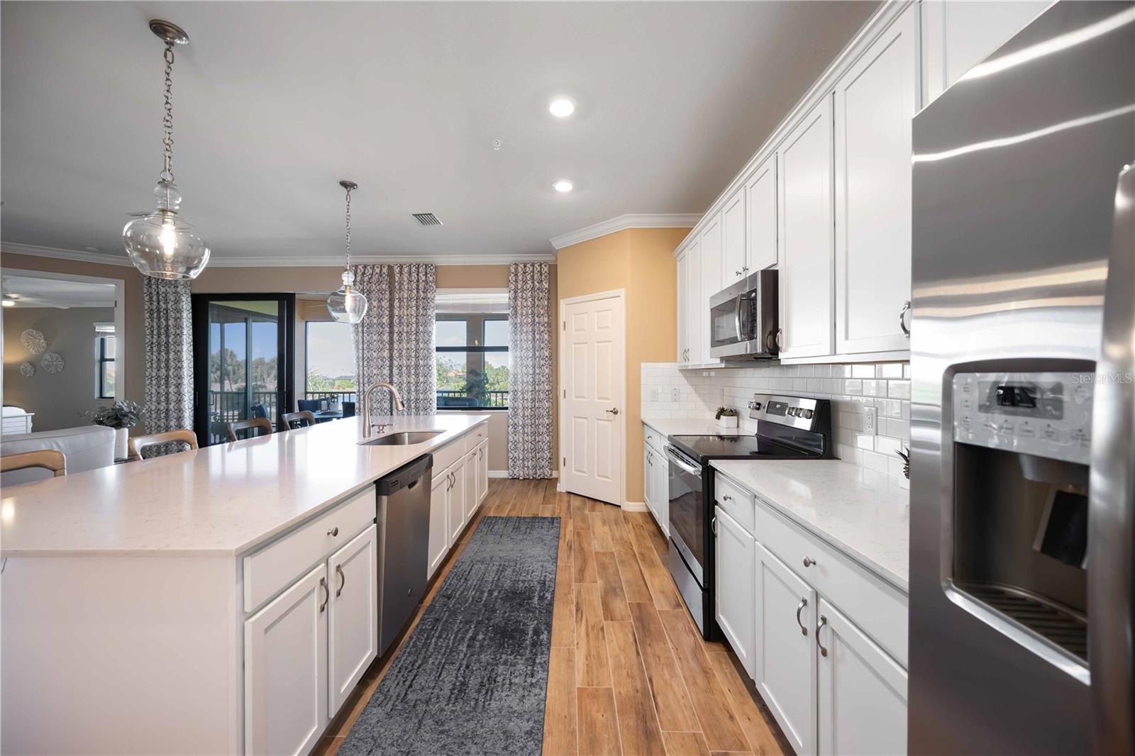 SARASOTA NATIONAL - Residential