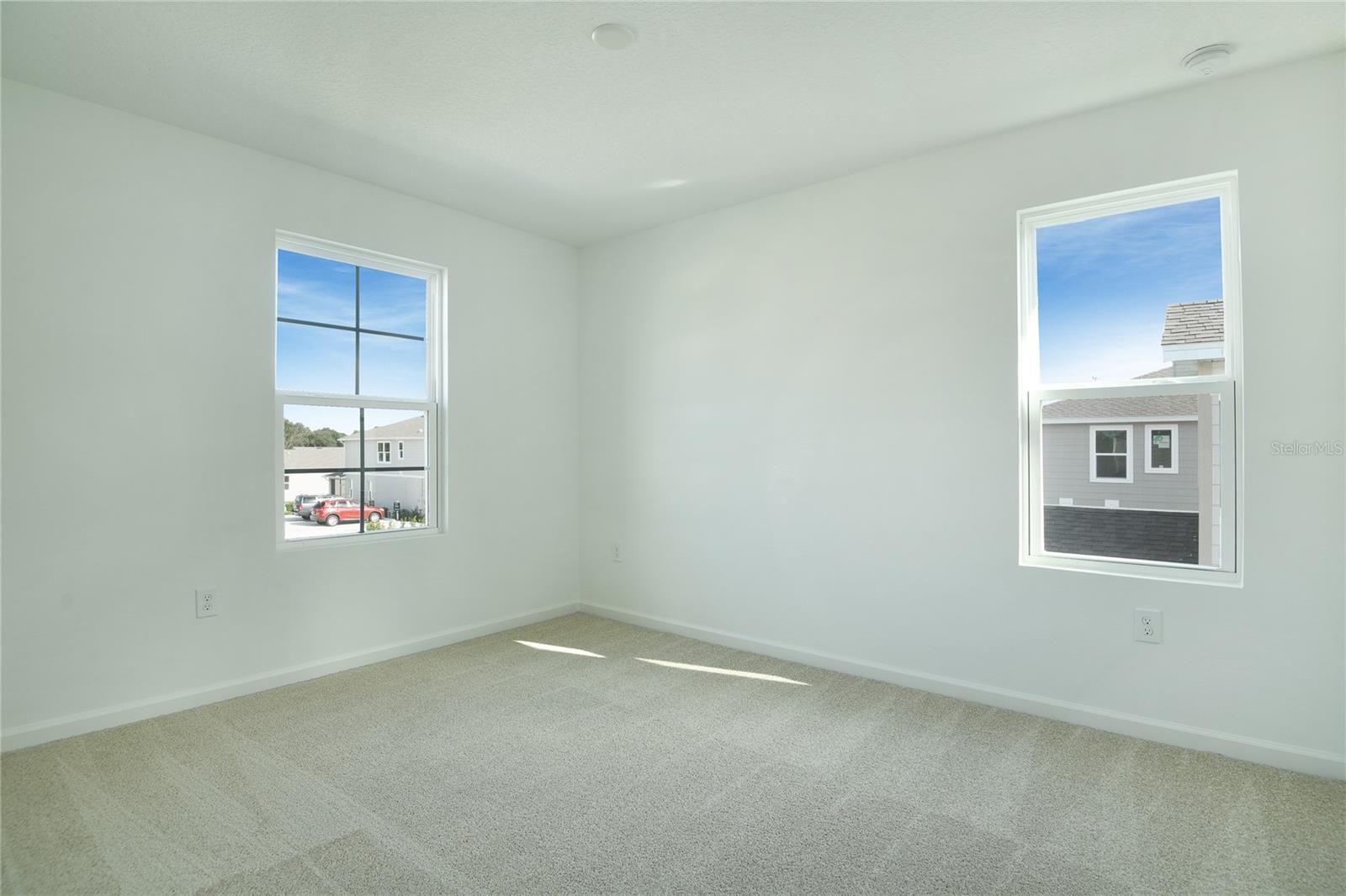 SEASONS AT SHORES OF LAKE DELL - Residential