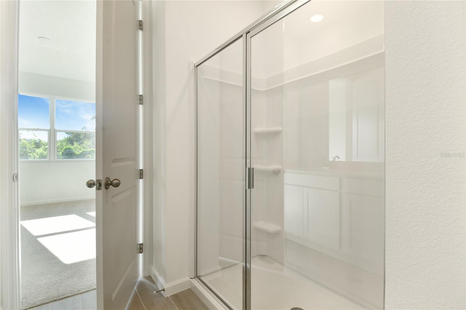 SEASONS AT SHORES OF LAKE DELL - Residential