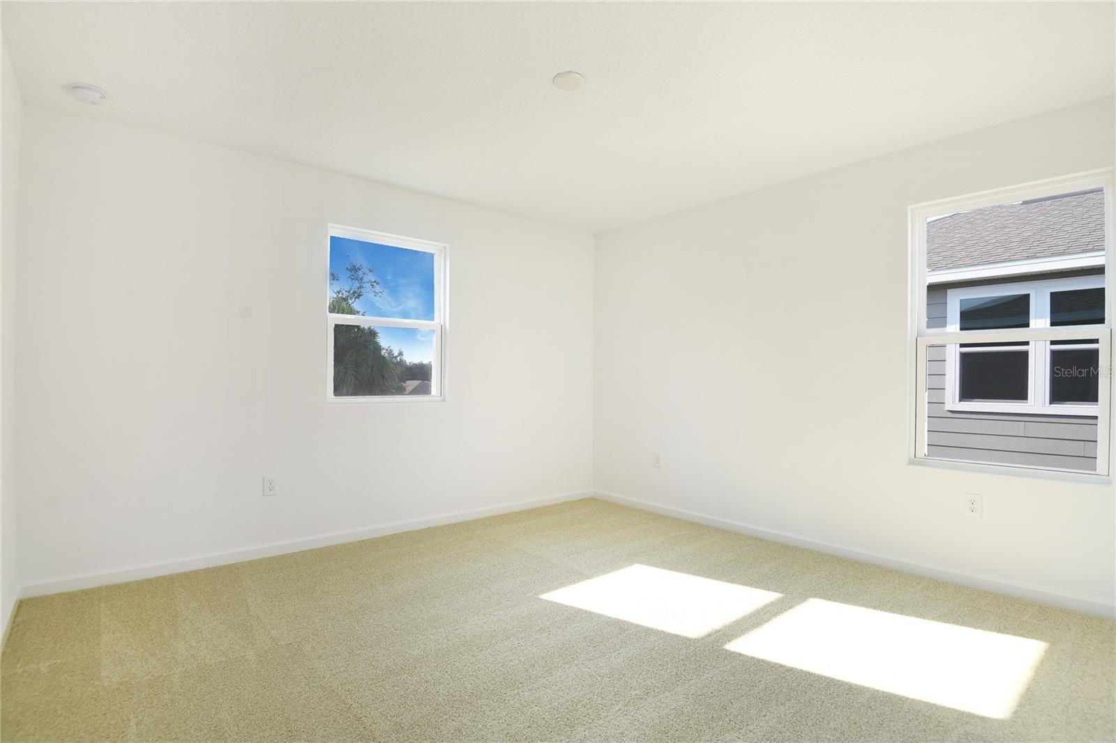 SEASONS AT SHORES OF LAKE DELL - Residential