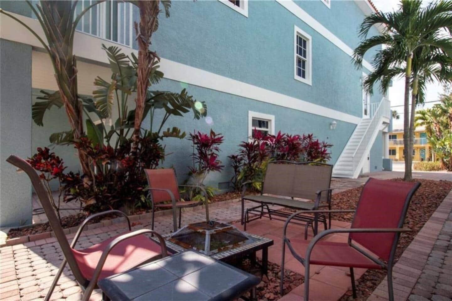 LAGUNA VENETO - Residential Lease