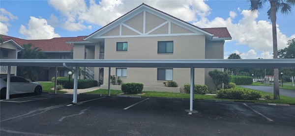 9640 WINDSOR GARDENS LN APT 104, FORT MYERS, FL 33919 - Image e2d975f4f09e95e4460391b3dc74da34/4154772133
