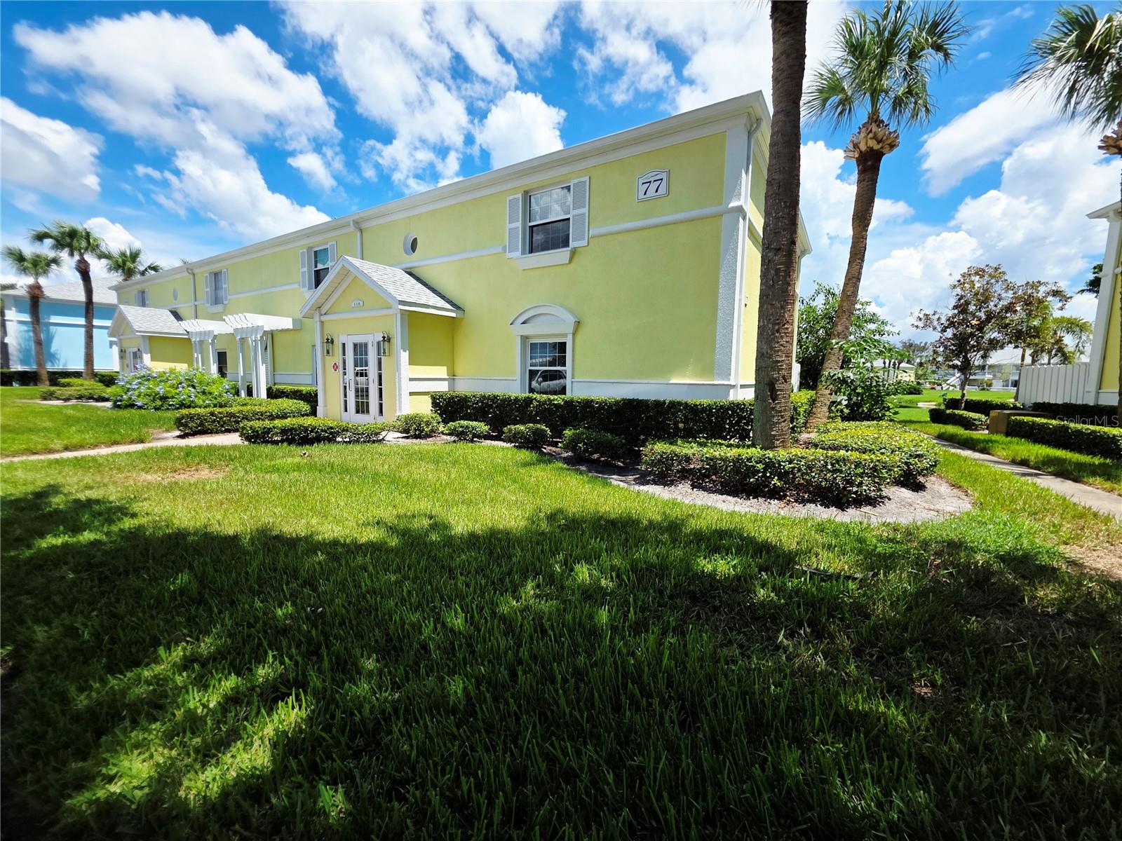 118 POMPANO DRIVE SE B