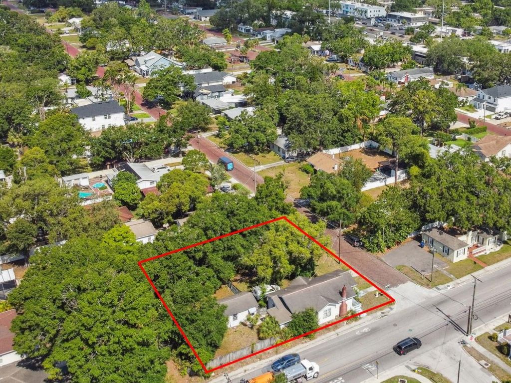 Photo of 702 W Virginia Avenue, Tampa, FL 33603 (MLS # TB8508379)