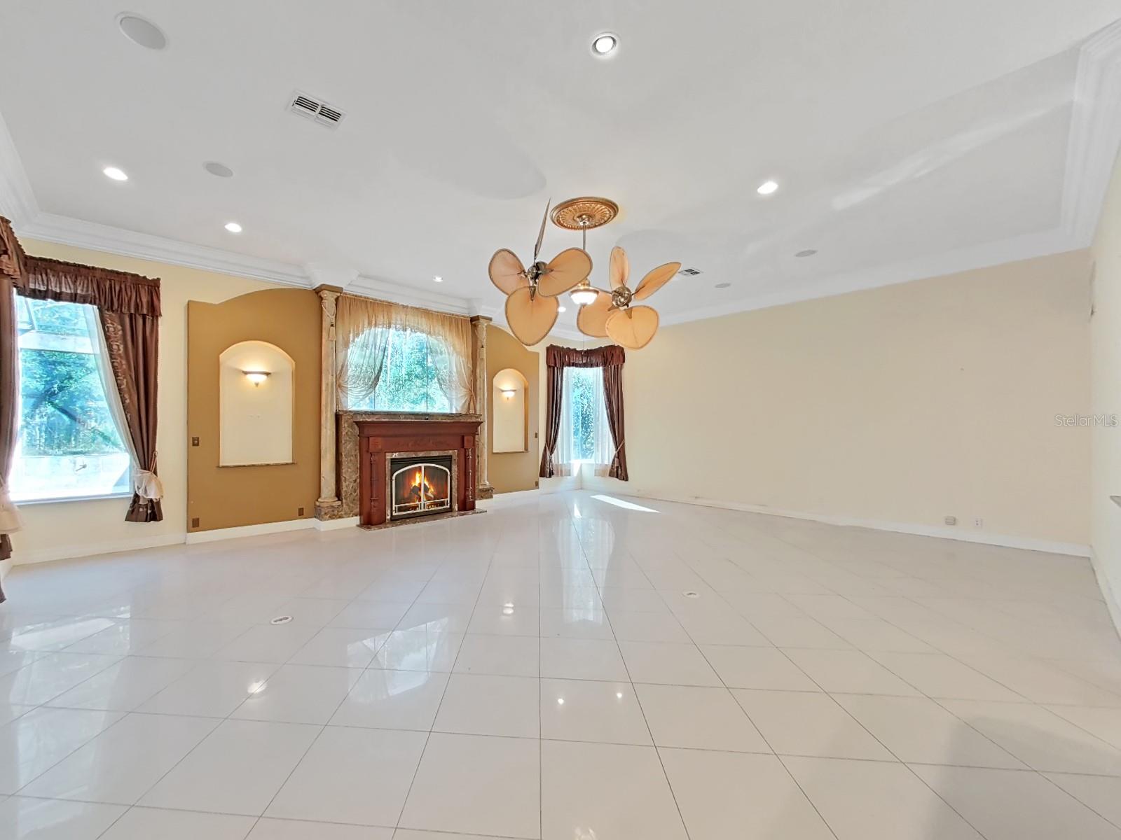 WOODLAND WATERS PH 2 - Residential