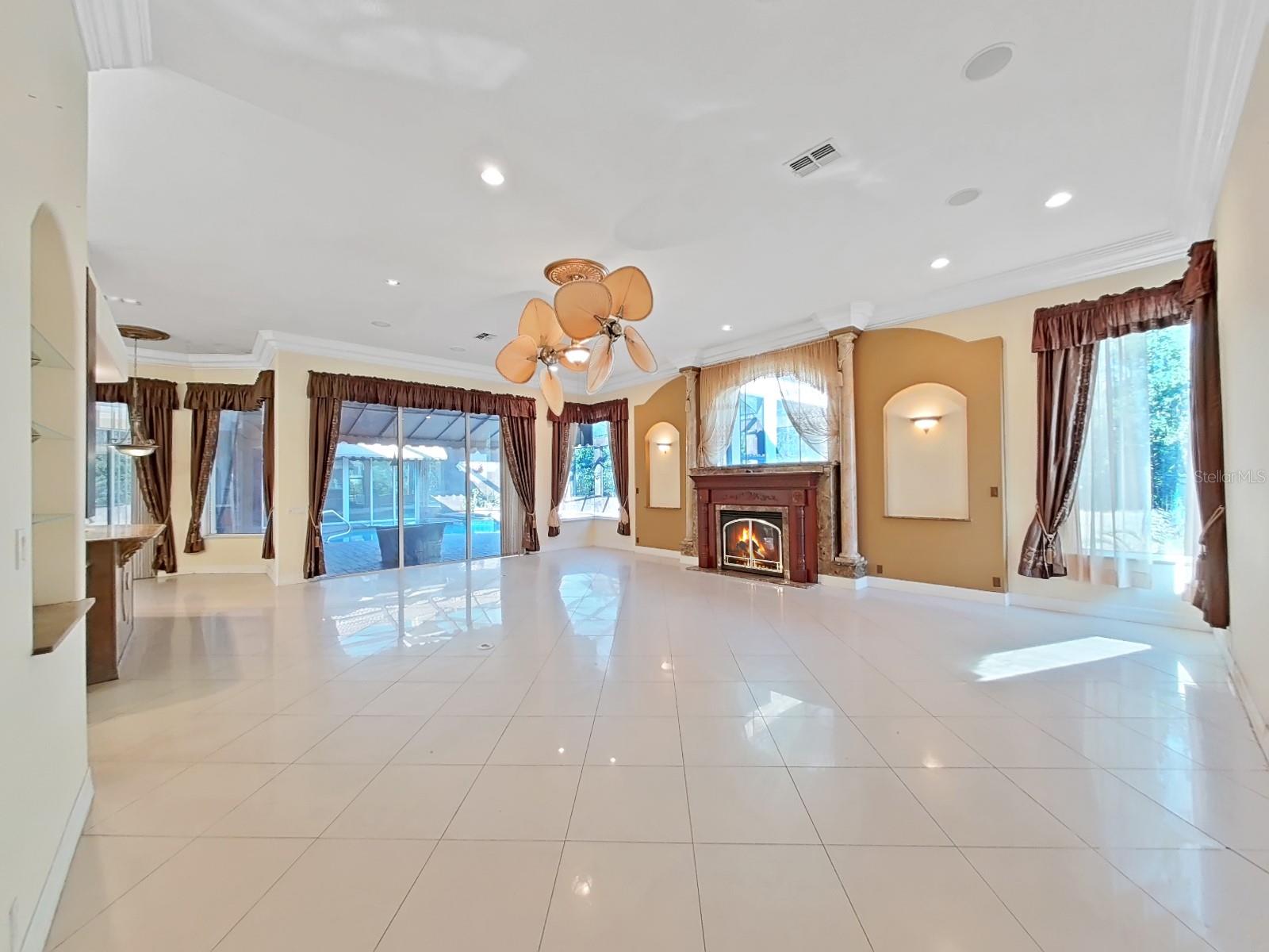 WOODLAND WATERS PH 2 - Residential