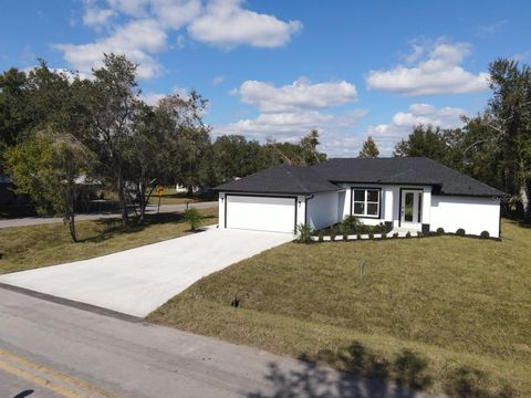 Photo of 1452 NE Lee Drive, Arcadia, FL 34266 (MLS # C7510160)