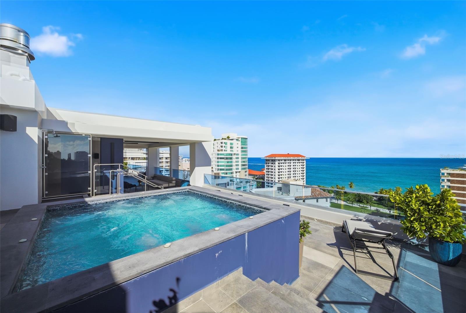 CONDADO BLU - Residential