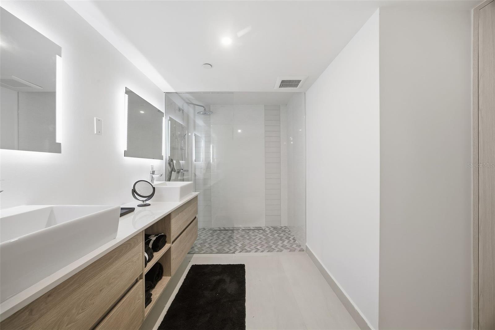 CONDADO BLU - Residential