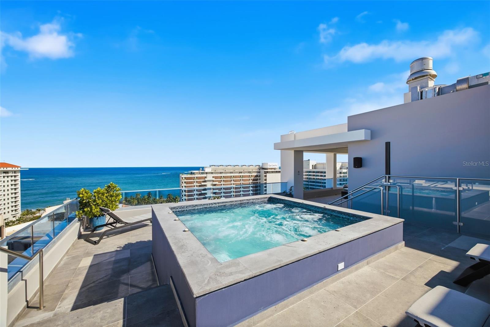 CONDADO BLU - Residential